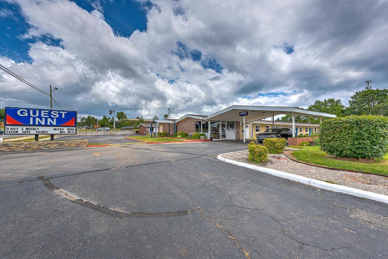 Guest Inn Rogers Exterior photo